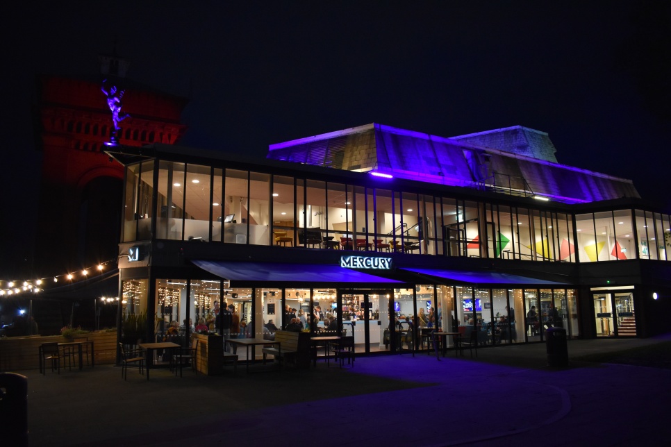 Photograph - Mercury Theatre at night / Ffotograff - Theatr Mercury yn ystod y nos