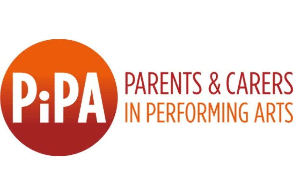 Logo - Parents & Carers in Performing Arts