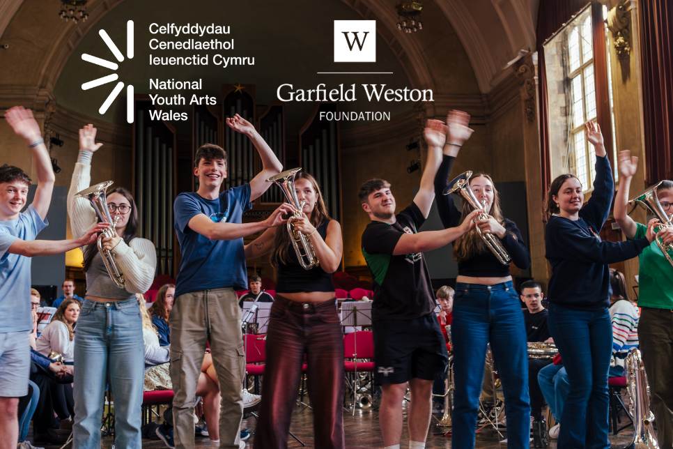 Photograph of young people from National Youth Arts Wales, along with NYAW and Garfield Weston logos / Ffotograff o bobl ifanc o Celfyddydau Cenedlaethol Ieuenctid Cymru, ynghŷd â logos CCIC a Garfield Weston 