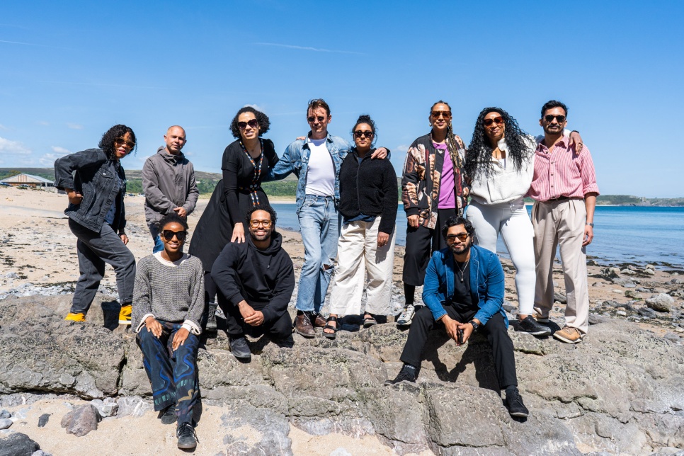 Photograph of people who are part of the project / Ffotograff o bobl sy'n ran o'r prosiect
